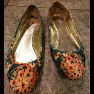 Nine West Cherry Blossom Flat